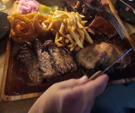Chief Smokehouse