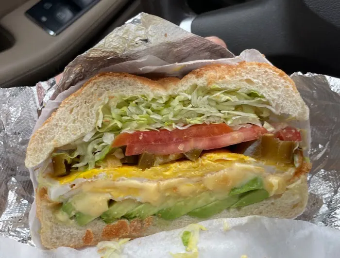 Aloha Highway Deli Picture 3