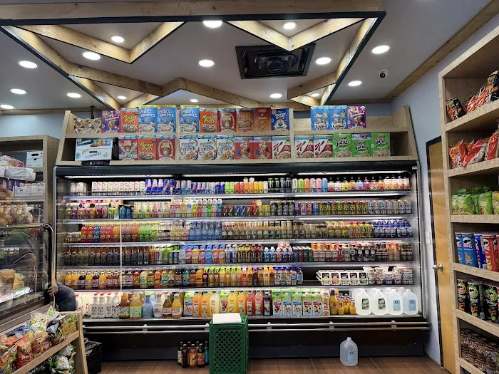 Salt & Pepper Deli & Grill Picture 6