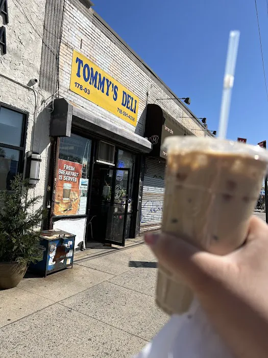 Tommy's Deli Picture 3