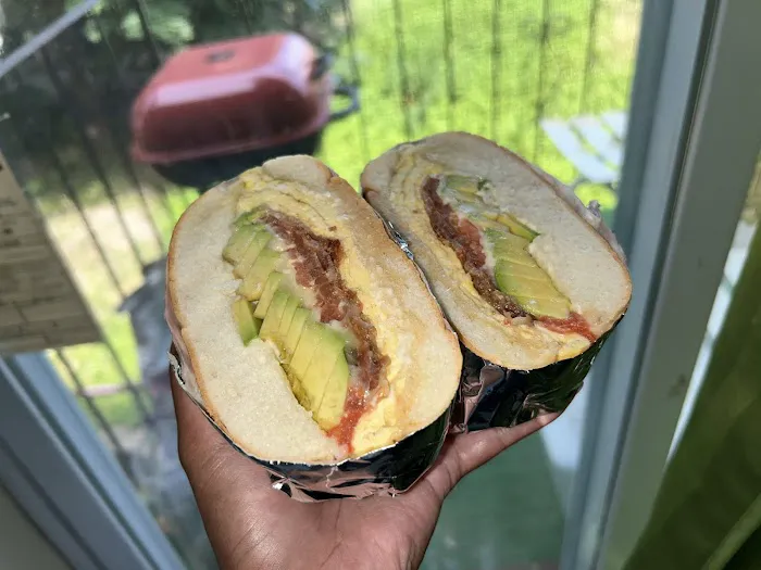 Tommy's Deli Picture 1