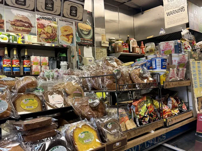 Tommy's Deli Picture 10