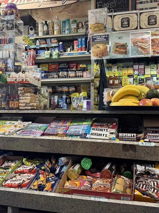 Tommy's Deli Picture 6