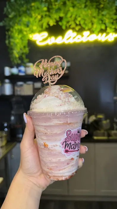Evelicious Juice Bar Picture 7
