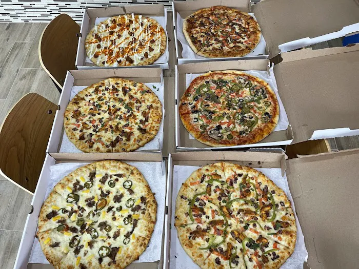Union Food Mart and Pizzaria Picture 6