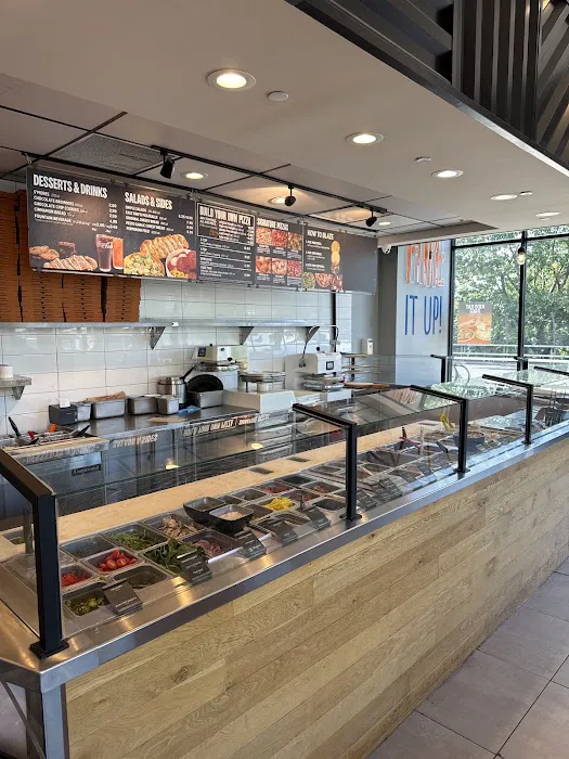 Blaze Pizza Picture 10