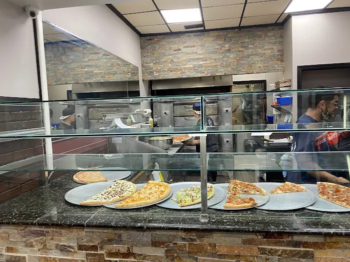 Vincenzo's Pizza Picture 9
