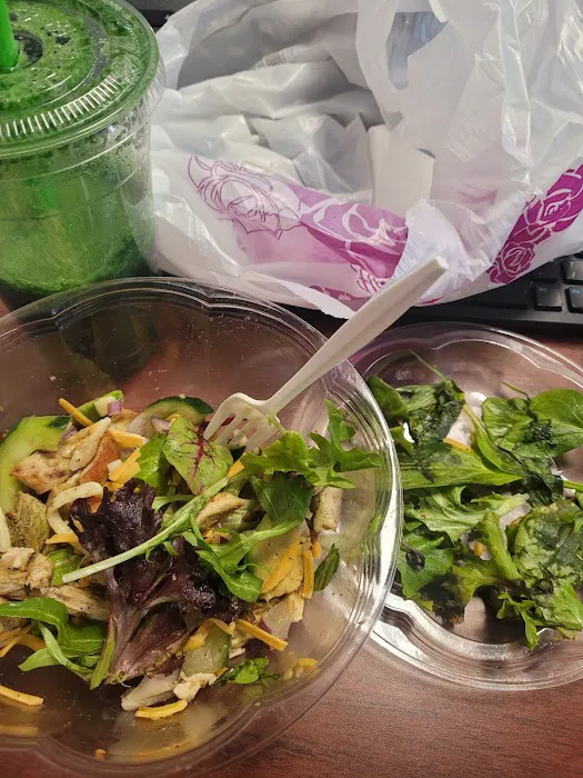 Addiction Juice Bar & Grill Picture 9