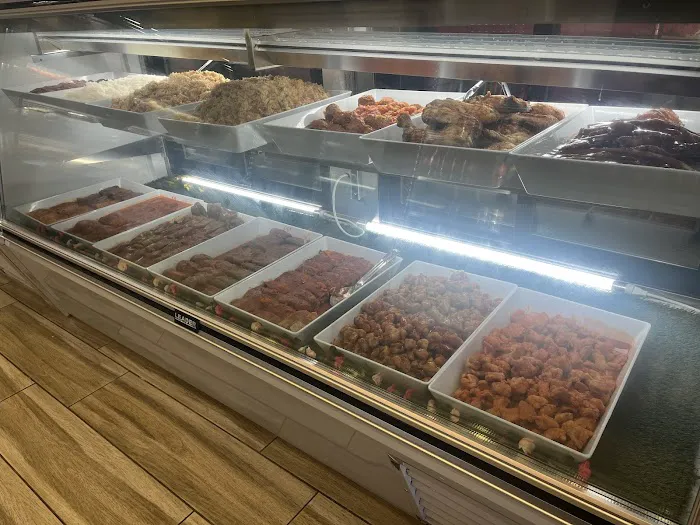 Isaacs Kosher Deli Picture 5