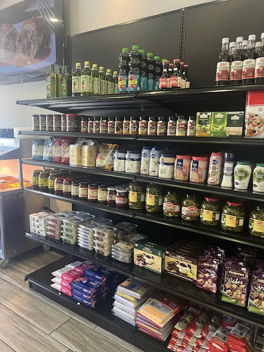 Isaacs Kosher Deli Picture 1