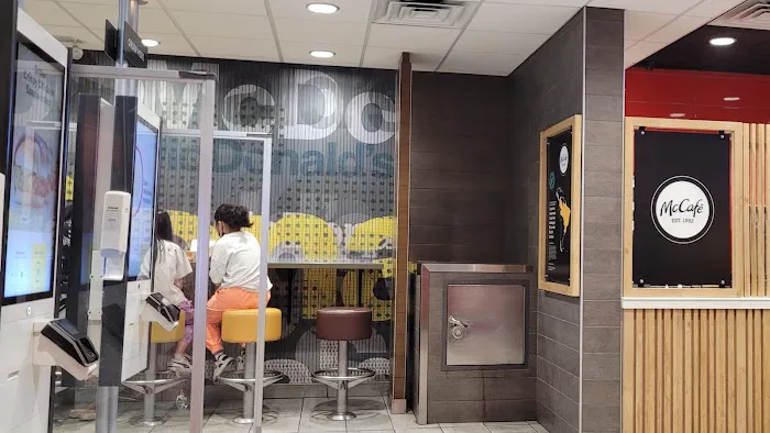 McDonald's Picture 4