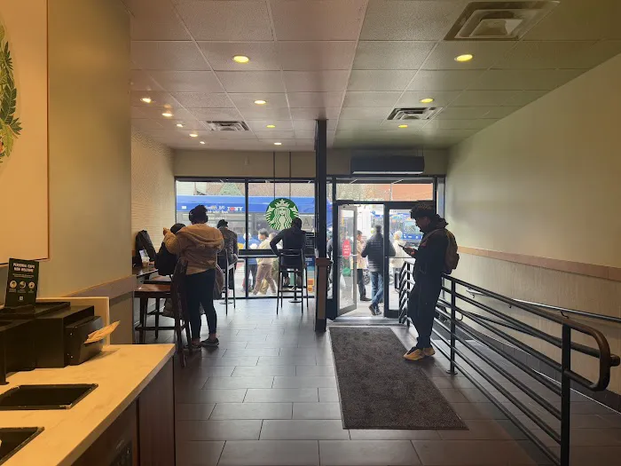 Starbucks Picture 8