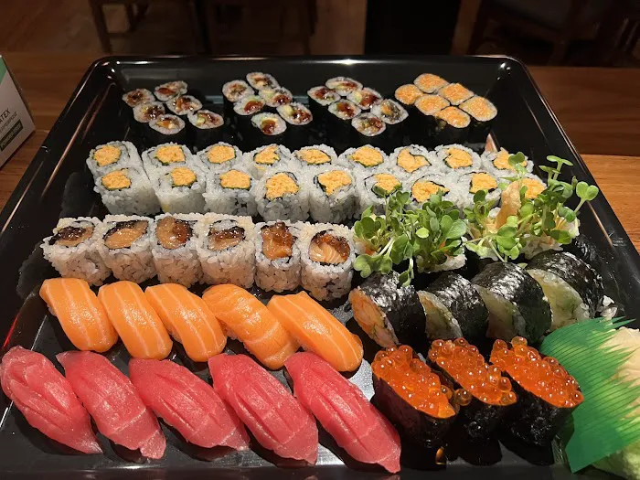 Aloha Sushi Picture 2