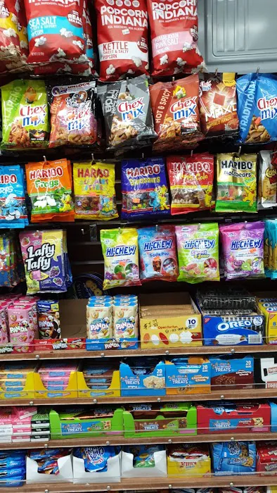 Stop N Go Deli Convenience Picture 6