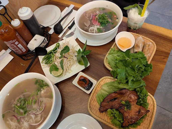 Pho Grand Flushing Picture 5