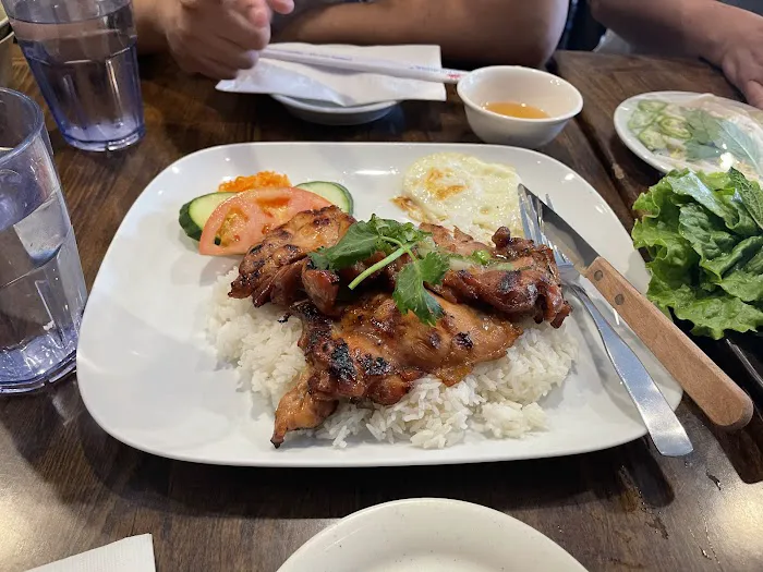 Chef Papa Vietnamese Kitchen Picture 10