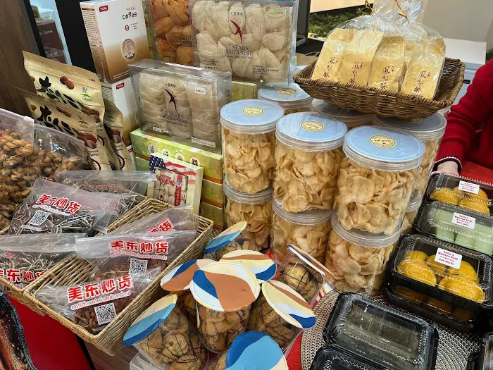 Sally’s Kuih Bahulu - Specialty Dessert, Southeast Asian, Malaysian, Singaporean Cakes and Cookies Picture 6