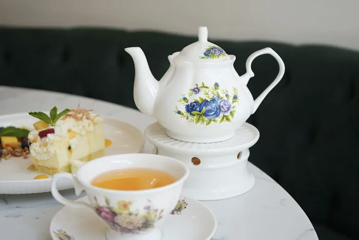Prince Tea House |Dessert Shop | Afternoon Tea Flushing Picture 1