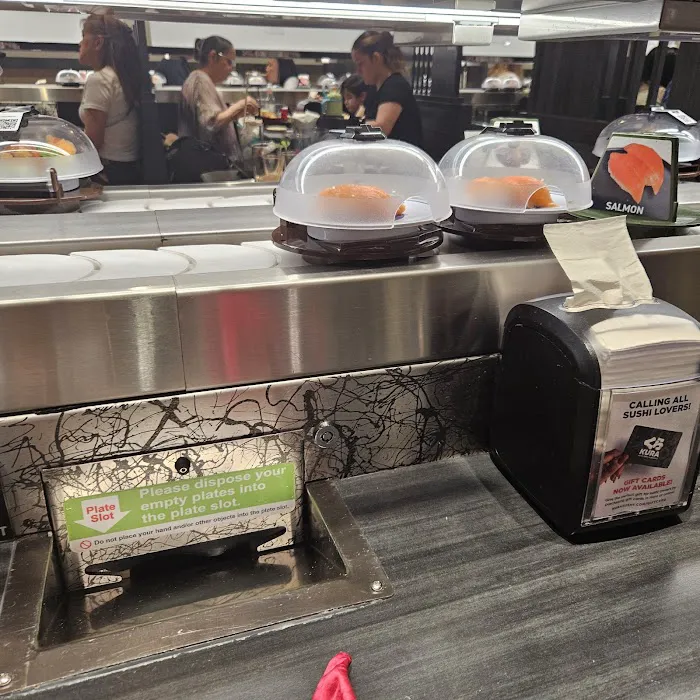 Kura Revolving Sushi Bar Picture 3