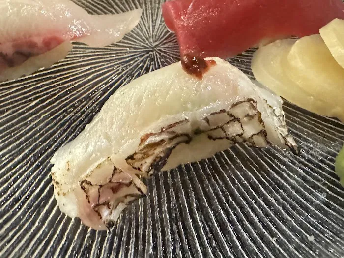 Kakurega Sushi Picture 1