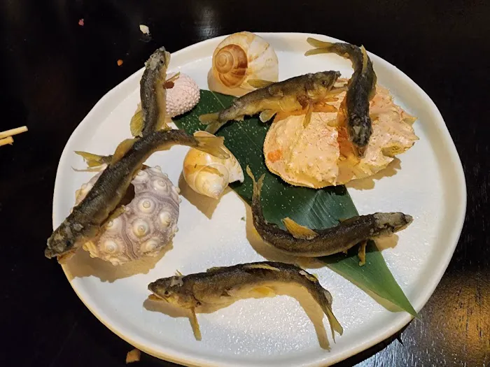 Kakurega Sushi Picture 6