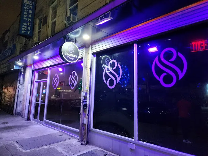 Secrets Lounge Picture 8