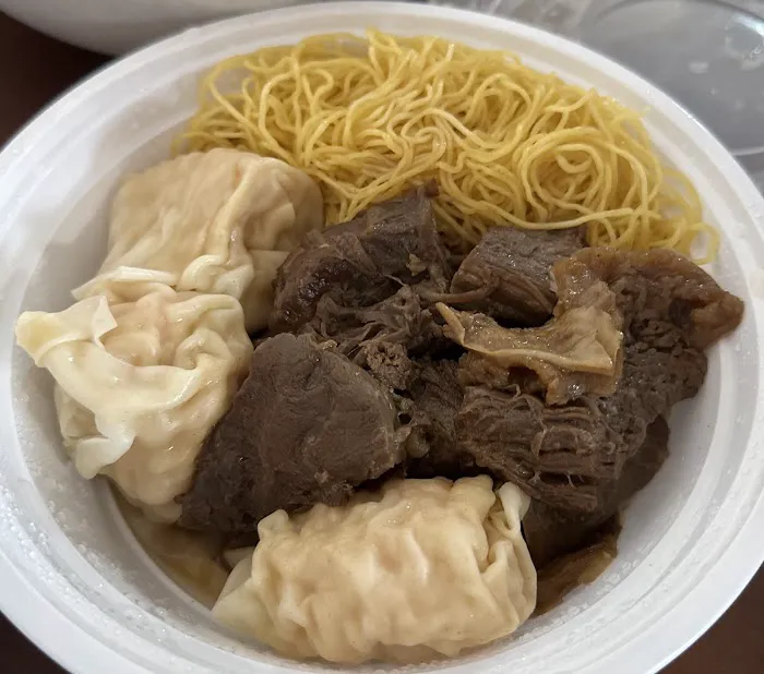 Maxi's Noodle Picture 1