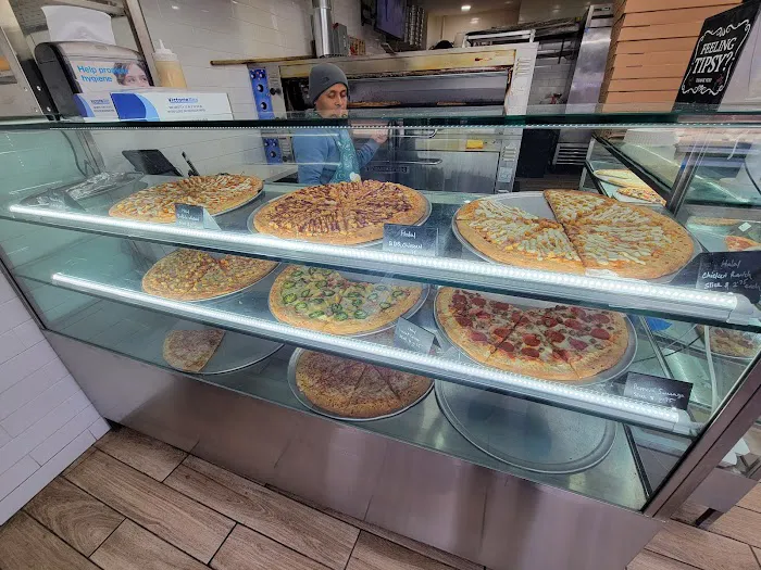 99 Cent Premium Pizza Picture 2