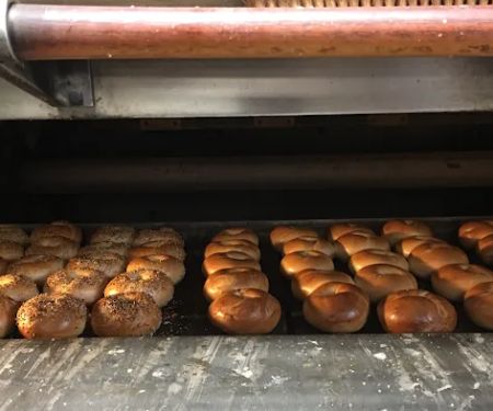 Baker's Dozen Bagels