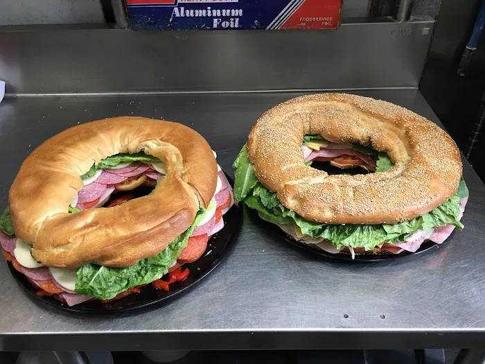 Baker's Dozen Bagels Picture 7