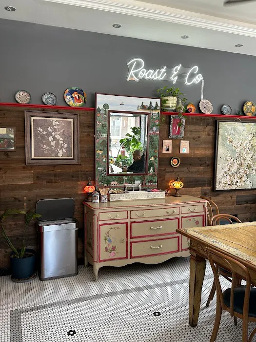 Roast & Co cafe Picture 2