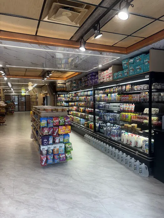 His & Her Deli and Market Picture 9