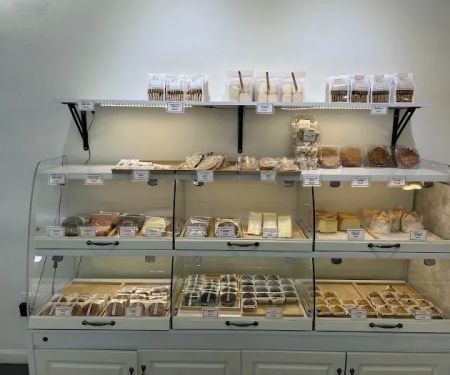 Karat Cake - Custom cake, Bakery, Coffee
