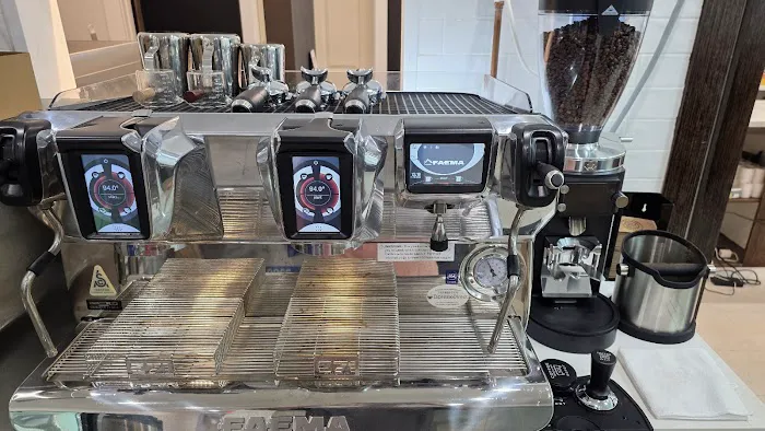 Cafe La Jolie Picture 4