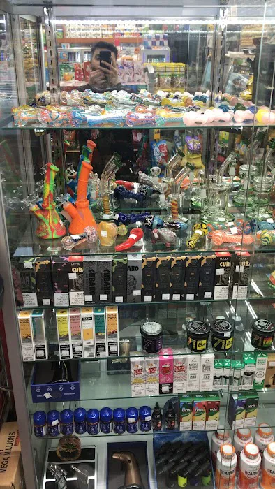 Sandwich King Deli & Grocery Picture 2