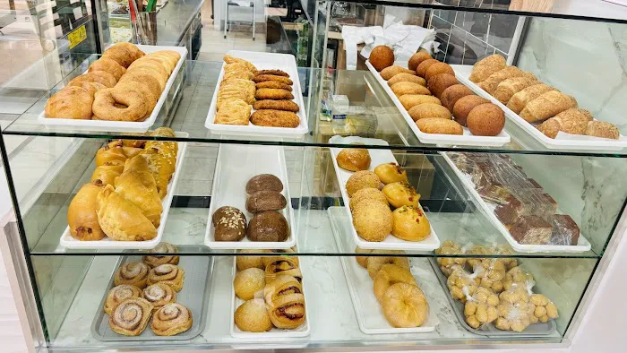 Colombian Restaurant La Dulce Bakery Picture 9