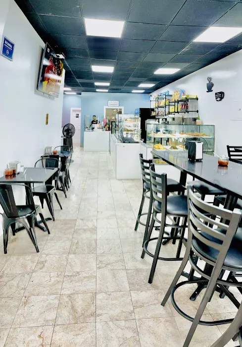 Colombian Restaurant La Dulce Bakery Picture 5