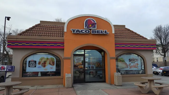 Taco Bell Picture 8