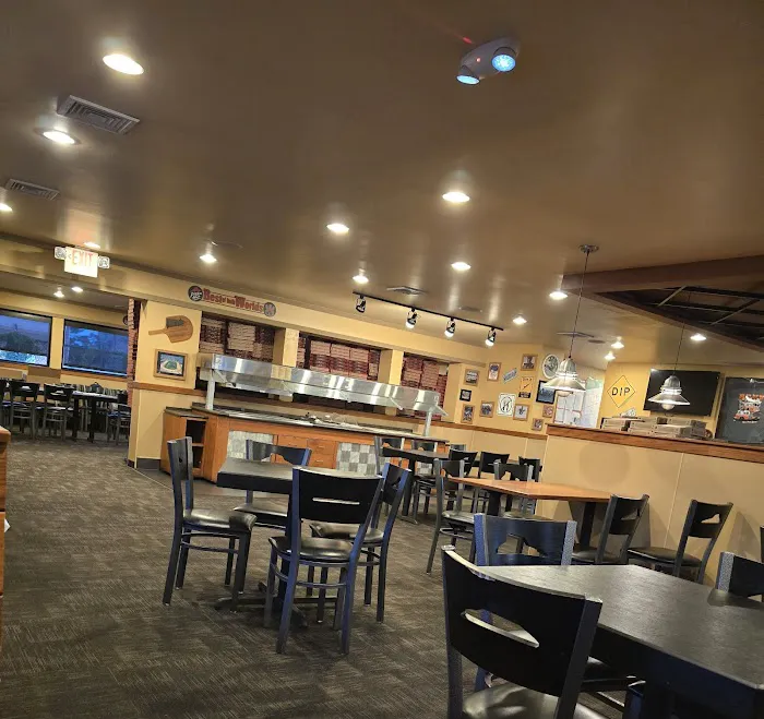 Pizza Hut Picture 9