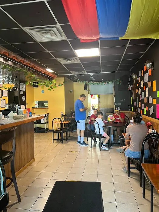 Tajadas bakery Picture 4