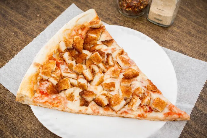 Tony's Pizzeria Picture 2