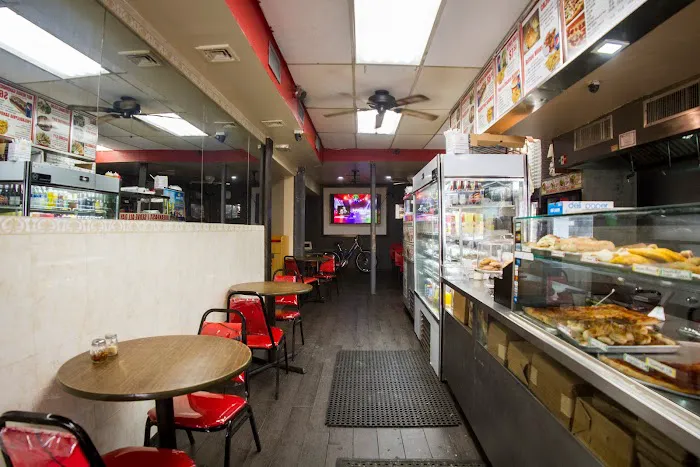 Tony's Pizzeria Picture 7