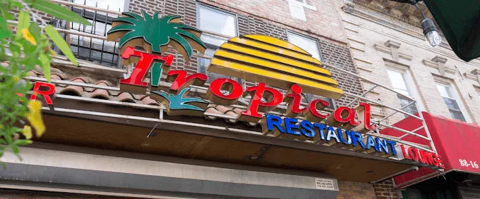 Tropical Restaurant Picture 2