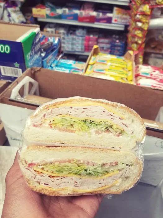 Sam's St Deli & Grocery Picture 1