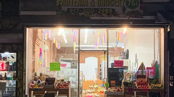 Fruteria & grocery 75th st Picture 2