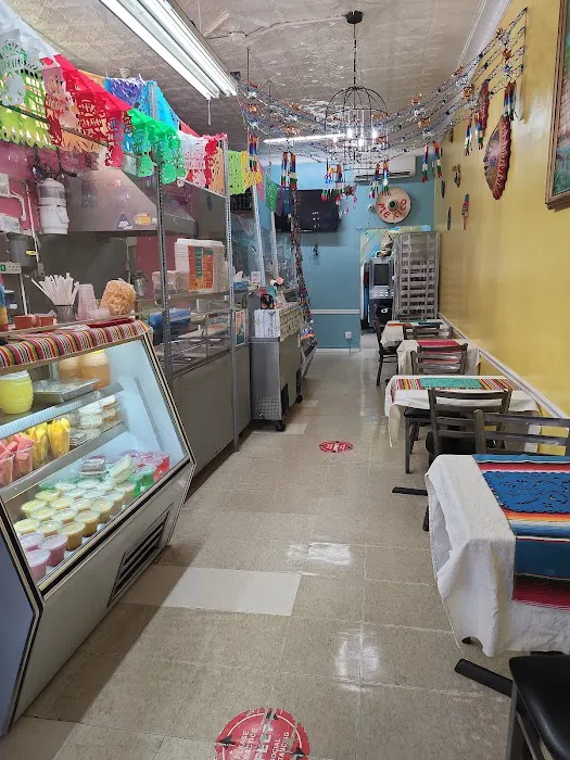 La Comadre Picture 2