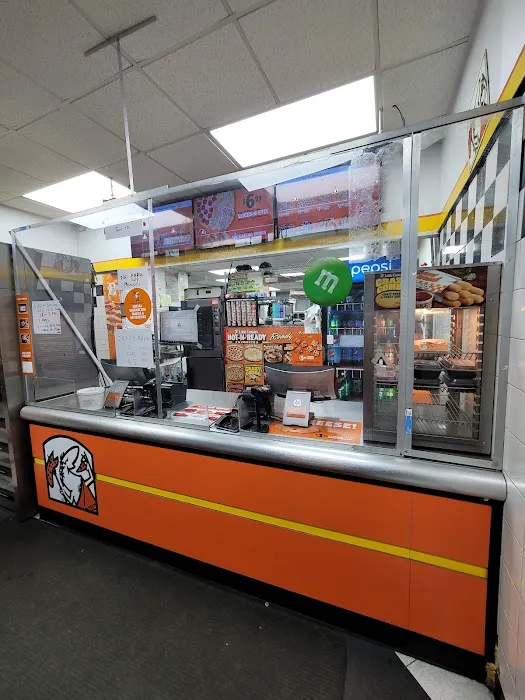 Little Caesars Pizza Picture 8