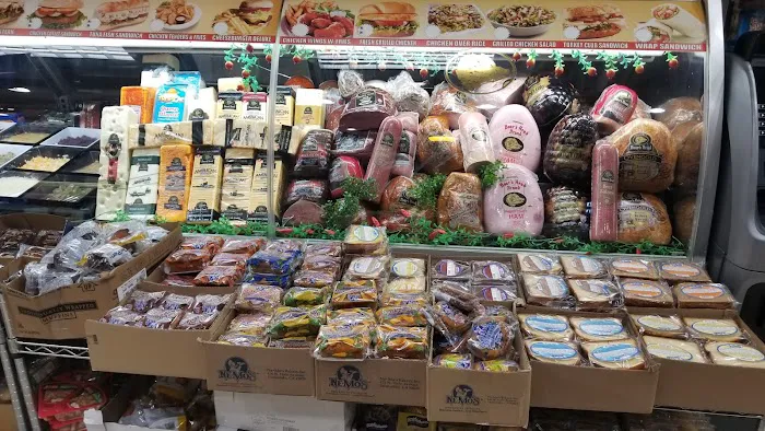 UYA DELI & GROCERIES Picture 7