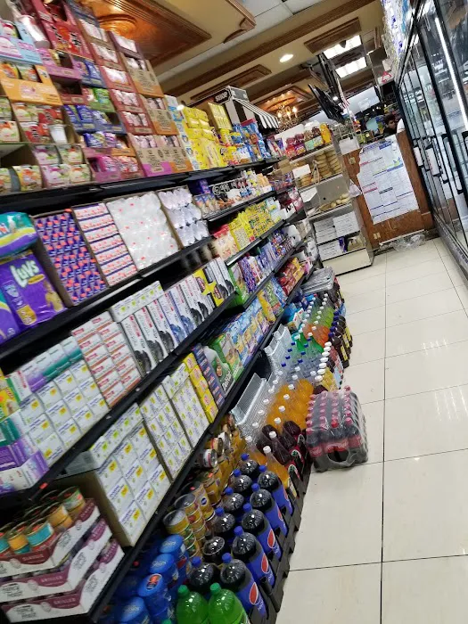 UYA DELI & GROCERIES Picture 6