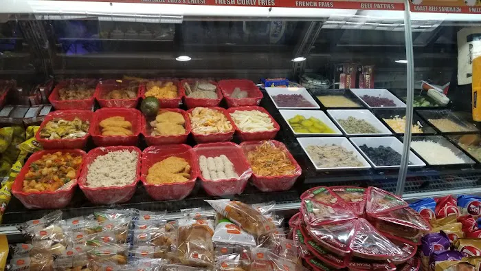 UYA DELI & GROCERIES Picture 8